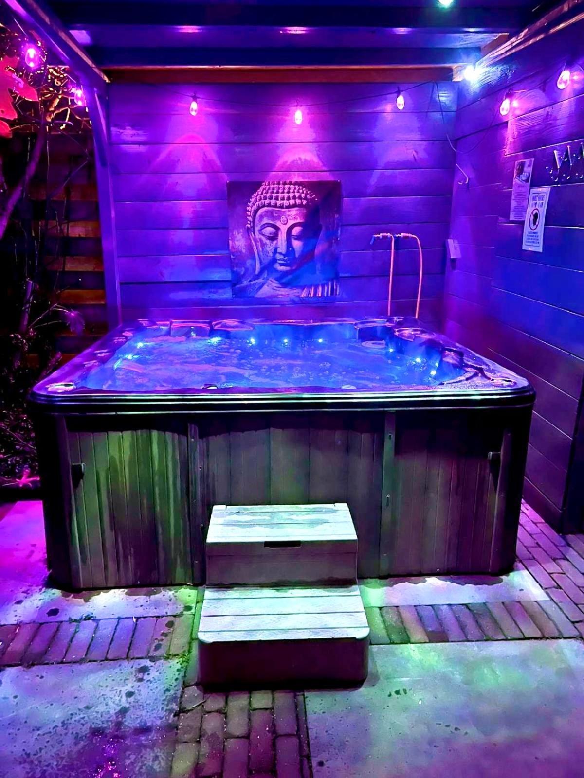 Buddha Style Family House & Jacuzzi & Sauna Near Amsterdam Vijfhuizen Экстерьер фото
